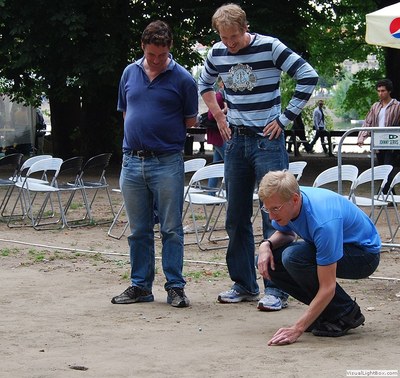World Championship in shooting marbles - Mistrovství světa ve cvrnkané
